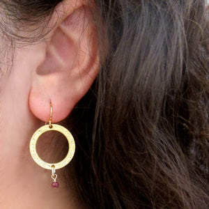 Eternity Circle Small Earrings with Semi-Precious Stones and Pearls